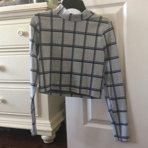 Plaid turtle neck long sleeve shirt